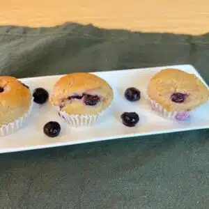Cupcake de Baunilha com Mirtilos Sem Açúcar 4un. - Kagê